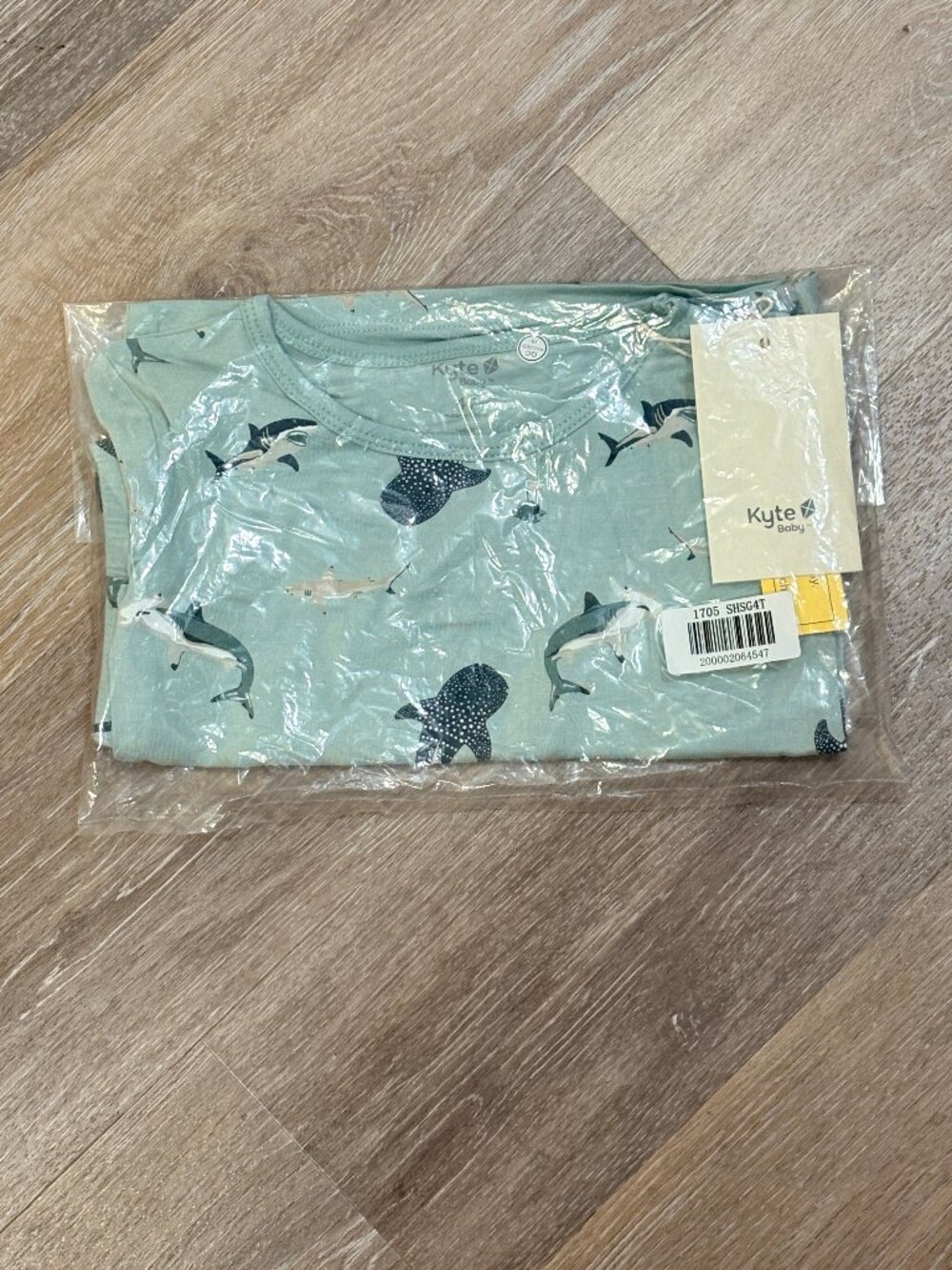 New In Bag Kyte Baby Sage Shark Short Sleeve Pajamas 4T